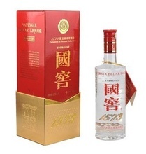 酒類(lèi)批發(fā)采購(gòu)指南 優(yōu)質(zhì)酒源、合理價(jià)格與高效發(fā)票管理